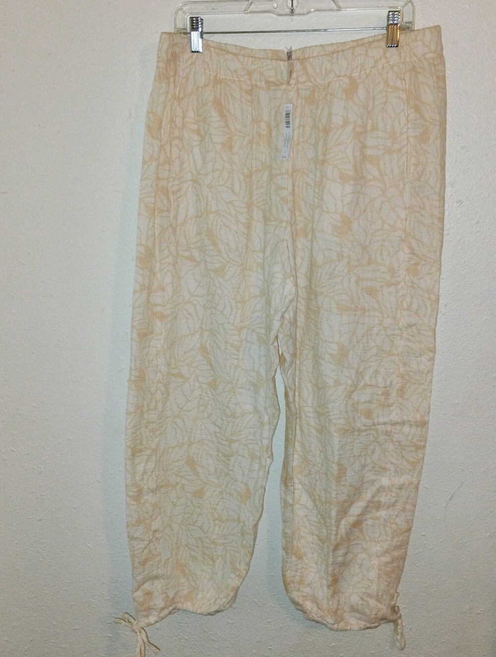 Soma Pants NWT Lightweight Drawstring Hem Leaf-Print Pants Size L